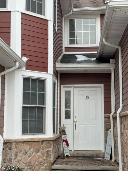 15 Turnberry Ln, Hardyston Twp., NJ 07419