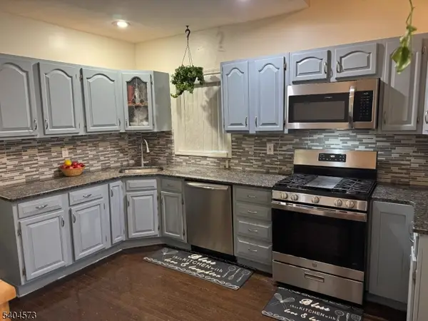 401 Woodland Ave, Roselle Park Boro, NJ 07204