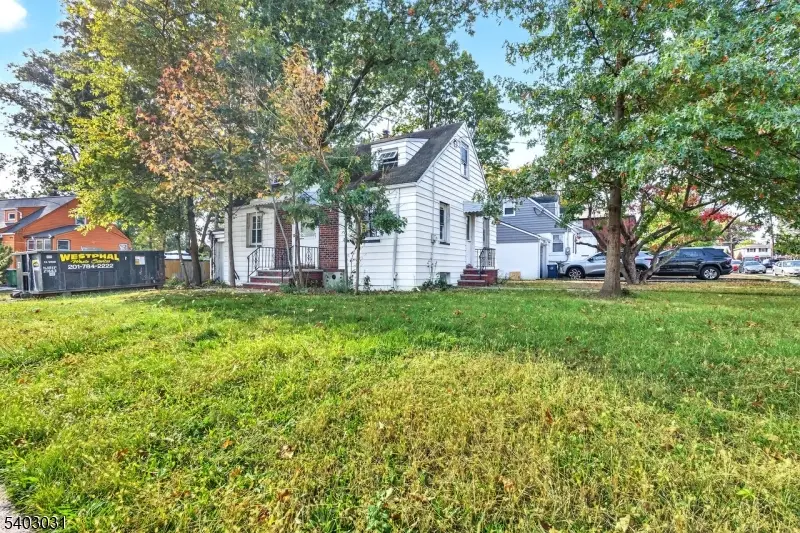 400 Douglas Rd, Roselle, NJ 07203 - Image #1
