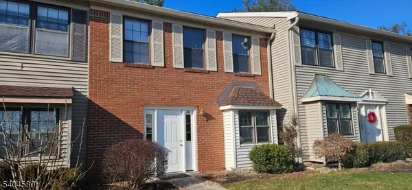 129 Hampton Ct, Franklin Twp., NJ 08873