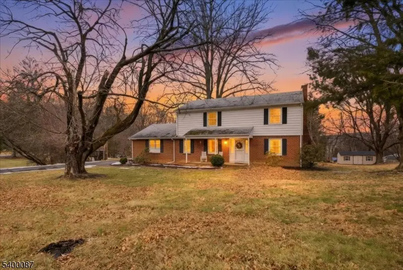 97 Skyview Dr, Washington, NJ 07882 - #2