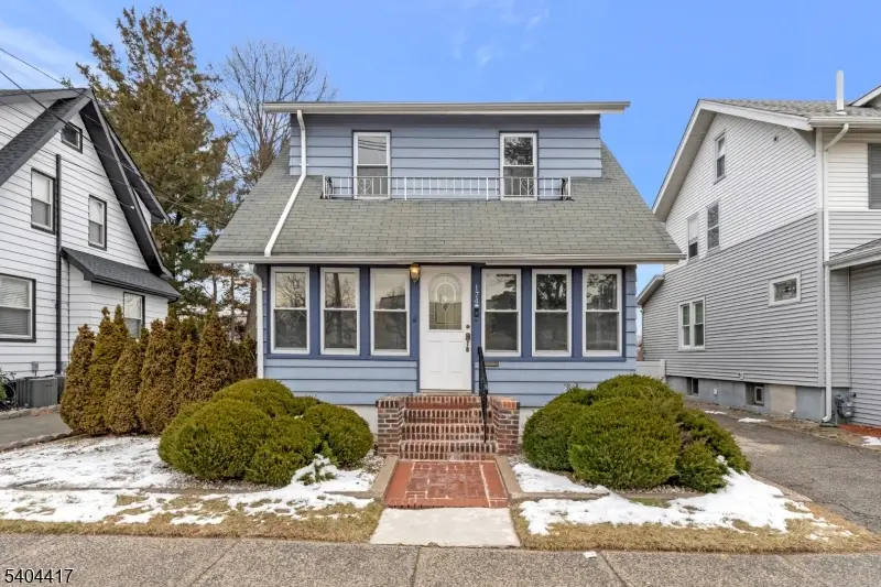 174 Colfax Ave, Clifton, NJ 07013 - #1