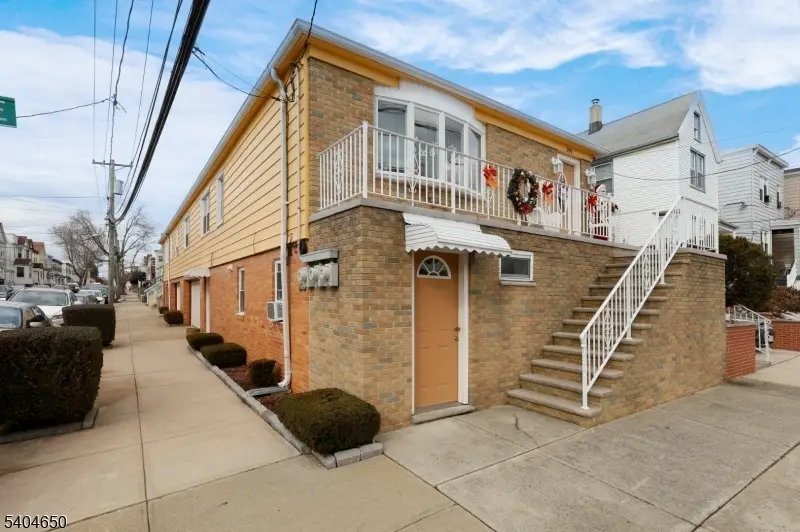 391 Avenue, Bayonne, NJ 07002 - Image #1
