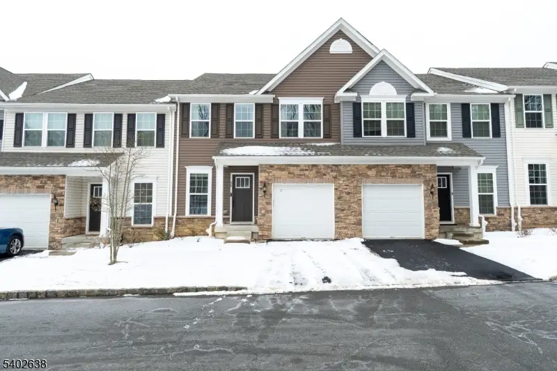28 Trailwood Dr, Mount Arlington, NJ 07856 - Image #1