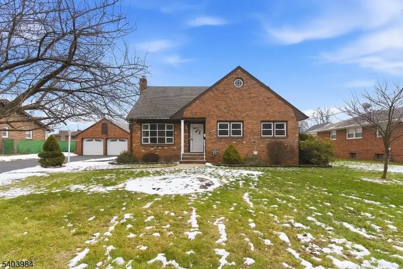 2062 Valley Ave, Scotch Plains, NJ 07076 - #1