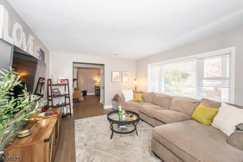 81 Bergen Dr, West Milford, NJ 07480 - Image #3