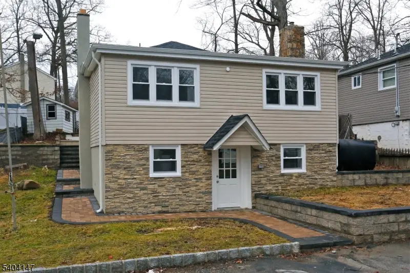 6 Bucknell Trl, Hopatcong, NJ 07843 - Image #1