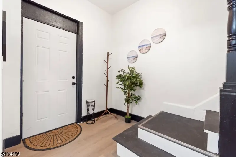 854 S 14th St, Newark, NJ 07108 - Image #2