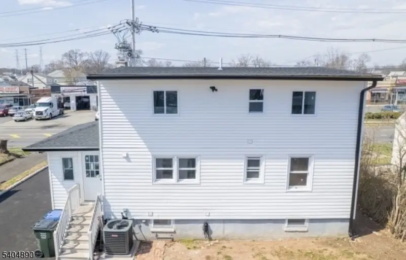 978 Rahway Ave, Avenel, NJ 07001 - Image #3