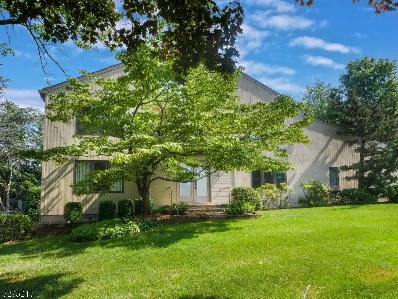 5 Bourbon St, Wayne, NJ 07470 - Image #2