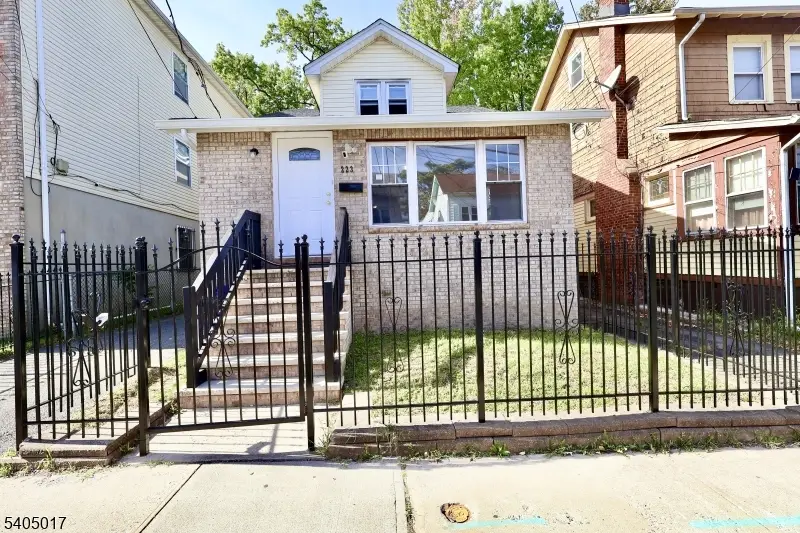 223 W End Ave, Newark, NJ 07106 - #2