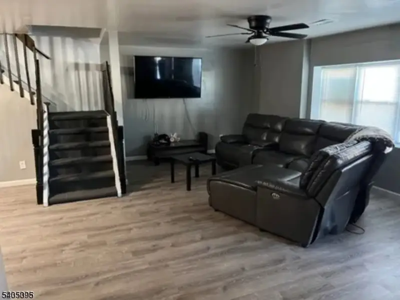 604 Livingston St #c2, Elizabeth, NJ 07206 - Image #2