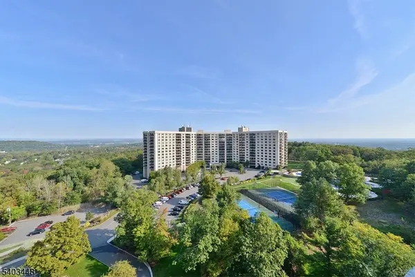 2 Claridge Dr #4MW, Verona Twp., NJ 07044