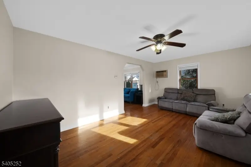 112 Dawson Ave, Clifton, NJ 07012 - Image #3