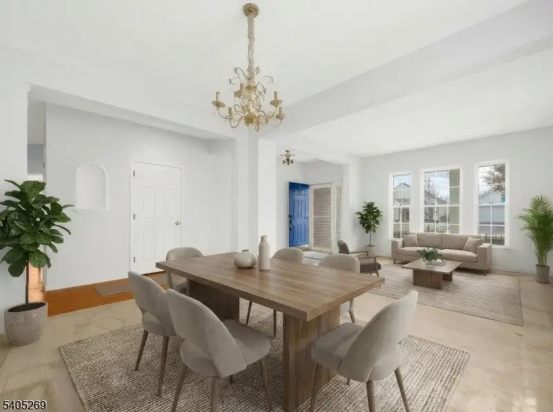 14 Stafford Ln, Brookfield, NJ 07823 - Image #2