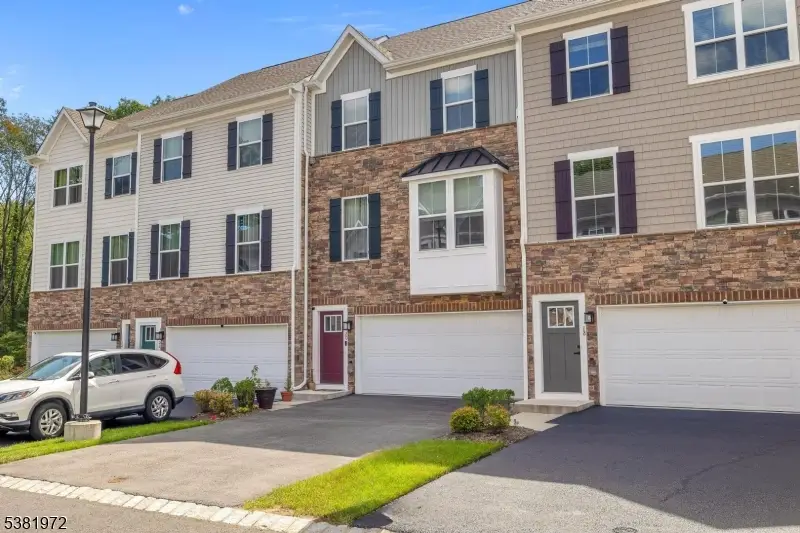 20 Peckwell St, Budd Lake, NJ 07828 - Image #1