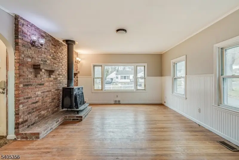 105 Lake Ave, Newton, NJ 07860 - Image #3