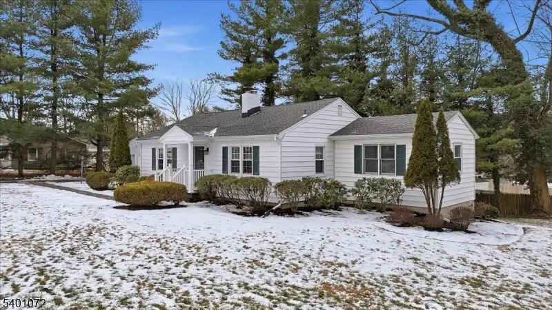 15 Wheeler Rd, Chester, NJ 07930 - Image #2