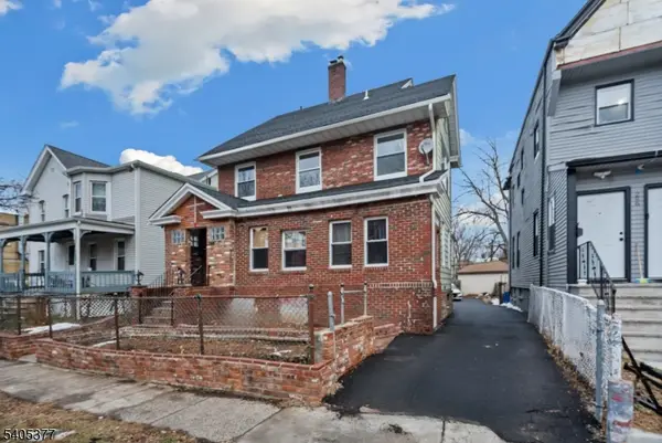 288 William St, East Orange City, NJ 07017