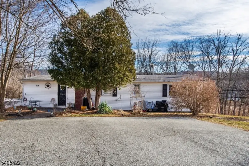 6 Mulberry St, Hamburg, NJ 07419 - Image #1