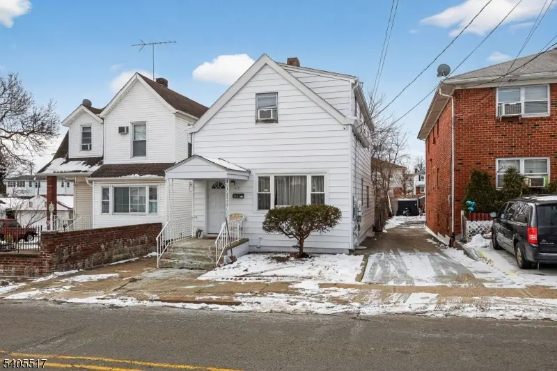 415 Preakness Ave, Paterson, NJ 07502 - Image #2
