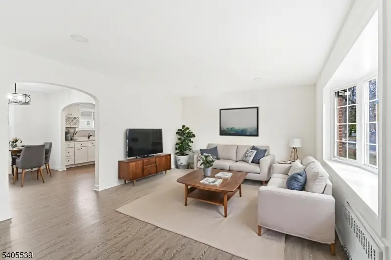 703 Elm St, Roselle, NJ 07203 - Image #2