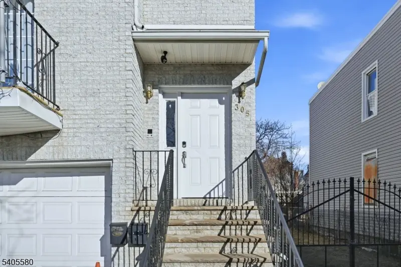 303-305 W Runyon St, Newark, NJ 07108 - Image #3