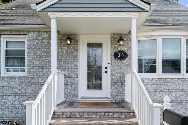 310 Stockton Ave, Roselle, NJ 07203 - Image #2