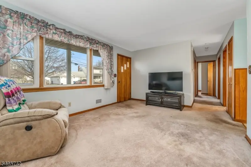 63 Louise Dr, Manville, NJ 08835 - Image #2