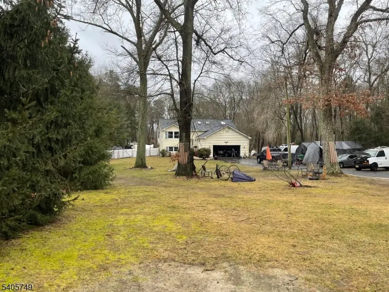 1055 Farmingdale Rd, Jackson, NJ 08527 - #2