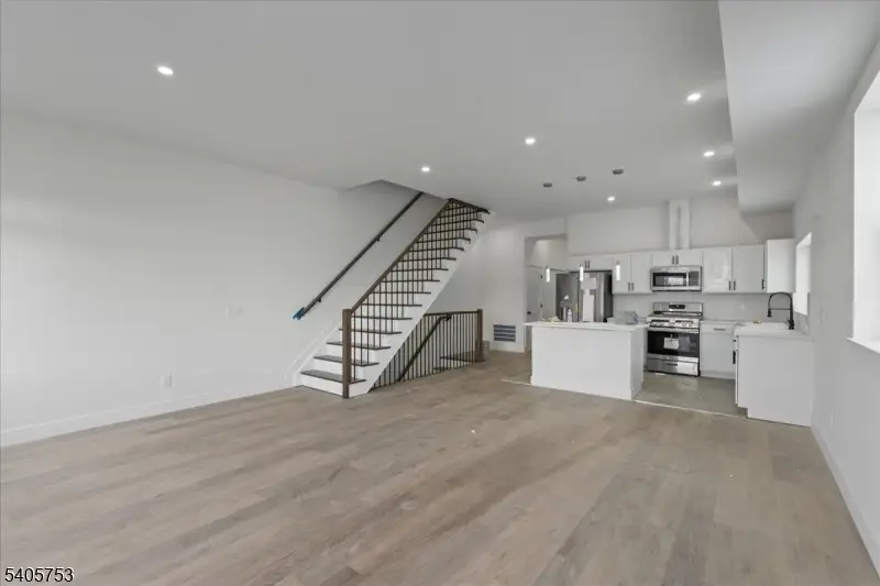 367 21st St, Irvington, NJ 07111 - Image #3