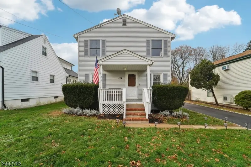 178 Linden St, Bradley Gardens, NJ 08807 - Image #2
