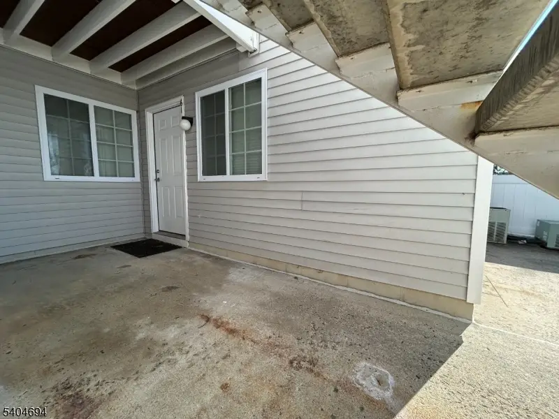 61 Cheswich Court, The Hills, NJ 07921 - Image #3