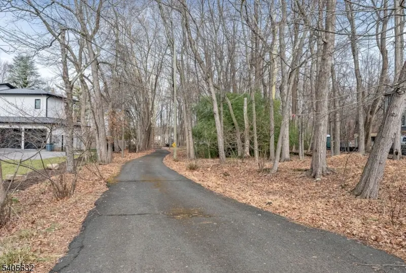 155 Hickory Ln, Closter, NJ 07624 - #2