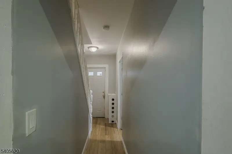 158 Glenwood Ave, Watsessing, NJ 07003 - Image #3