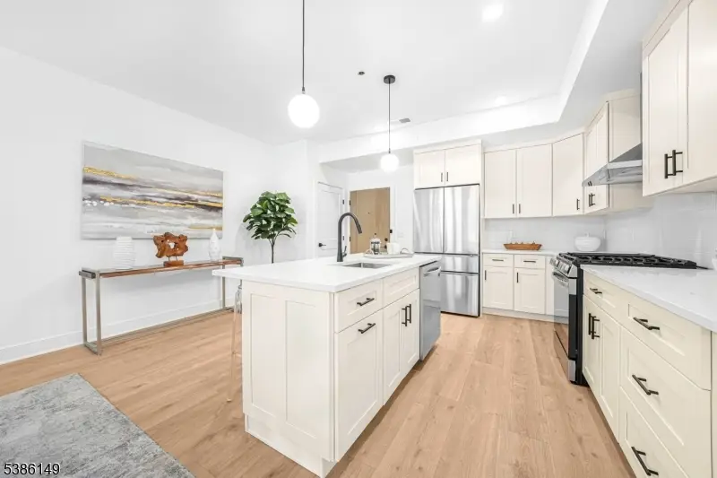 308 Encampment Ct, Towaco, NJ 07082 - Image #3