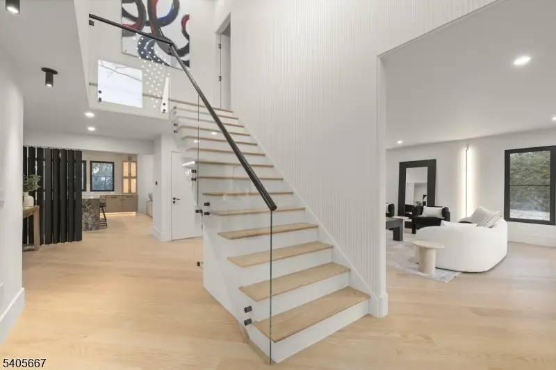 2 E Hartshorn Dr, Millburn, NJ 07078 - Image #3