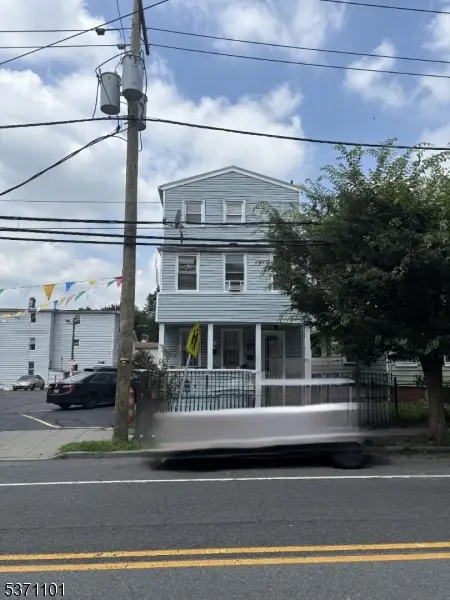 669 Scotland Rd #2, Orange, NJ 07055 - Image #1