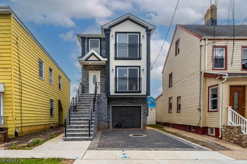 840 Martin St, Elizabeth, NJ 07201 - #1