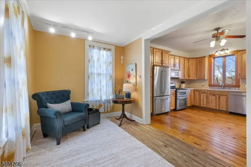 42 Main St, Hampton, NJ 08827 - Image #3