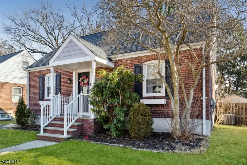7 Colin Kelly St, Cranford, NJ 07016 - Image #2
