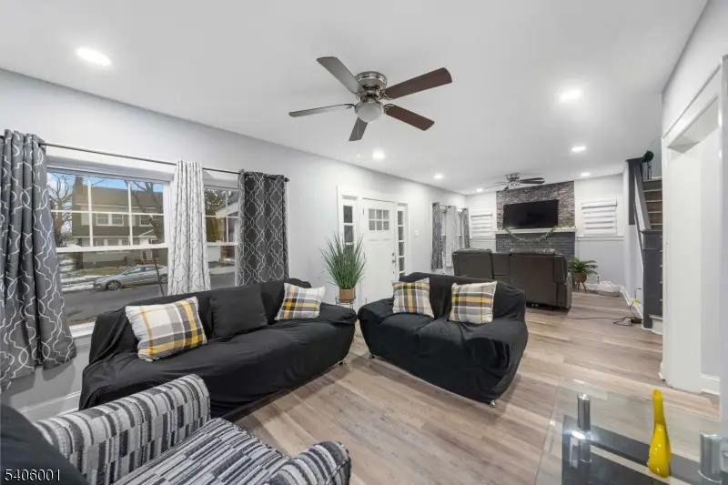 61 Keer Ave, Newark, NJ 07112 - Image #2