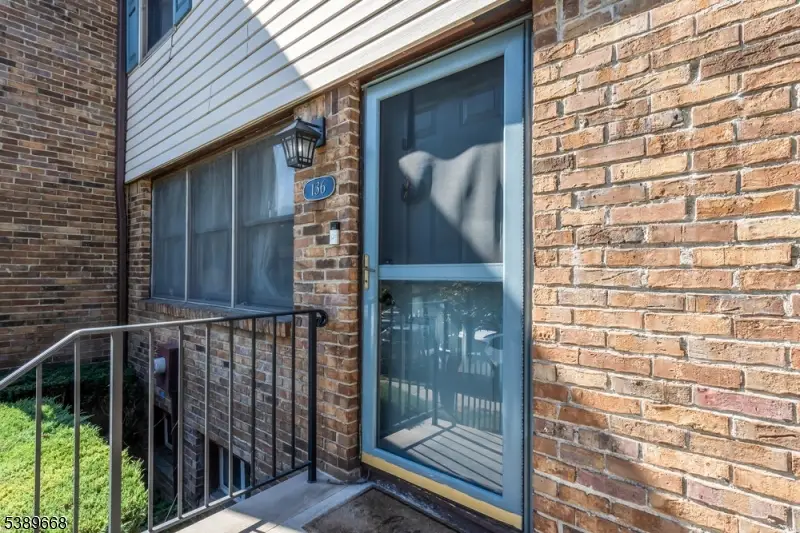 136 Stedwick Dr, Mount Olive, NJ 07828 - Image #2