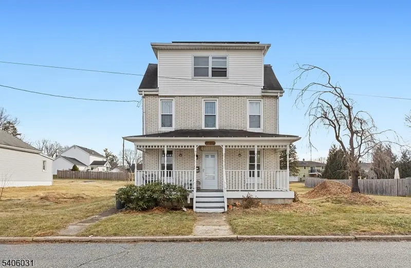 826 Sigsbee Ave, Alpha, NJ 08865 - Image #1