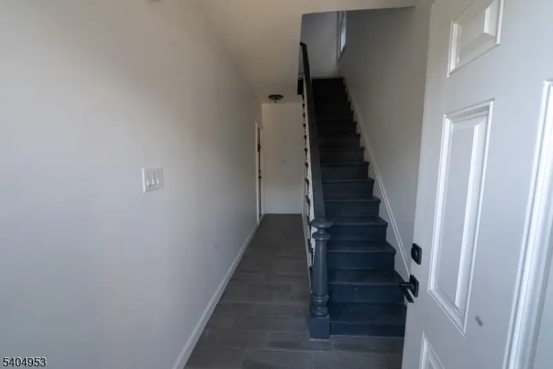 182 Summer Ave, Newark, NJ 07104 - Image #2