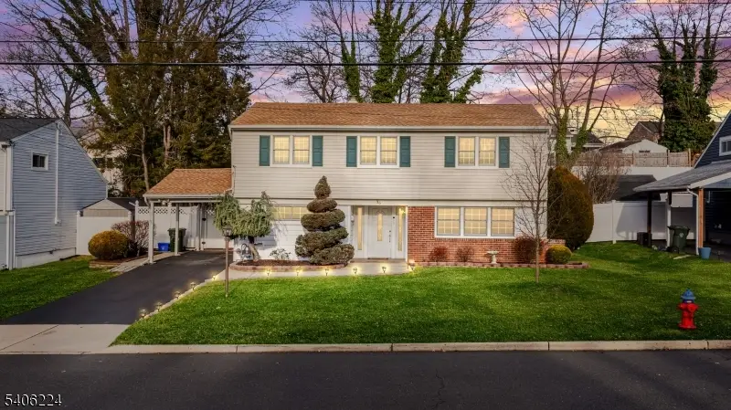 36 Farmbrook Dr, Old Bridge, NJ 08857 - Image #1