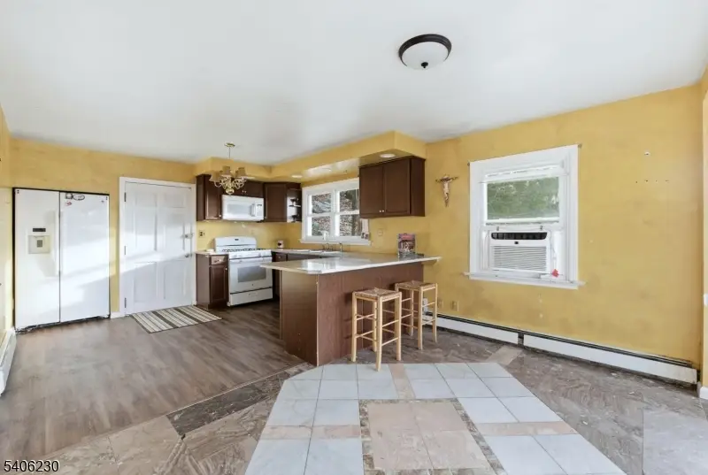 450 Skyline Lake Dr, Ringwood, NJ 07456 - Image #3