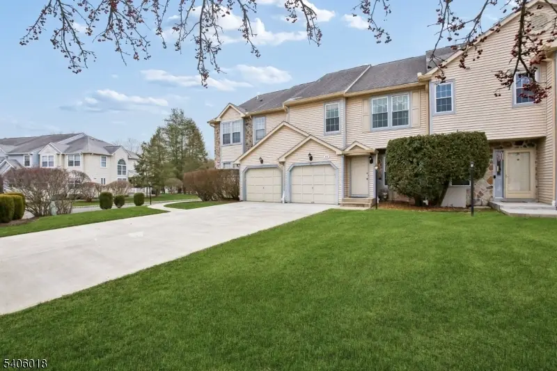 82 Castleton Rd, Montgomery, NJ 08540 - Image #2