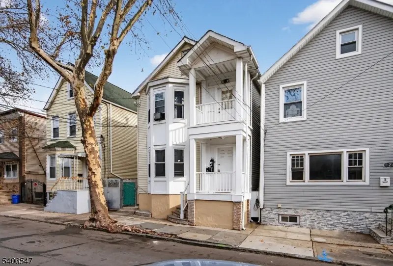 26 Vincent St, Newark, NJ 07105 - Image #2