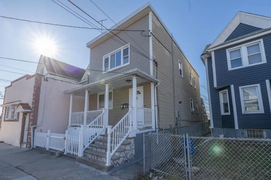 450 3rd Ave #2, Elizabeth, NJ 07206 - Image #2